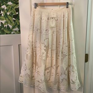 Champagne and strawberry lace skirt size S-M